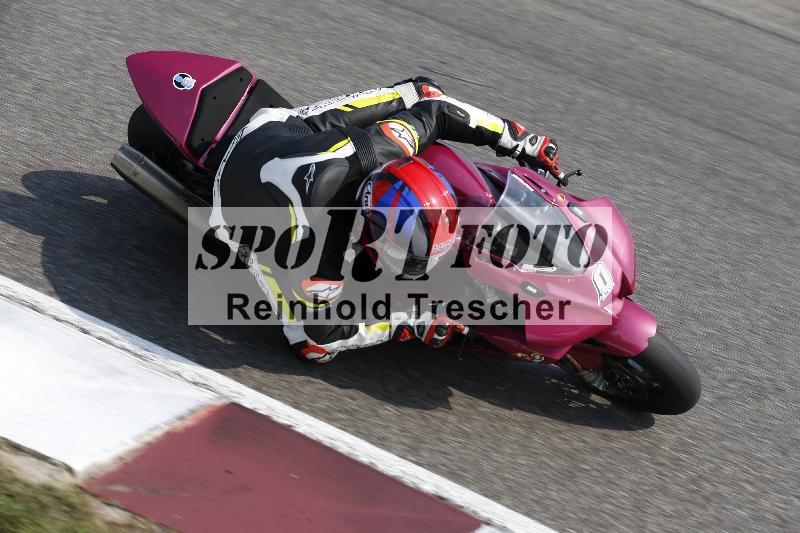 /Archiv-2025/49 26.08.2025 Cornu Master School ADR/rot-rouge/0